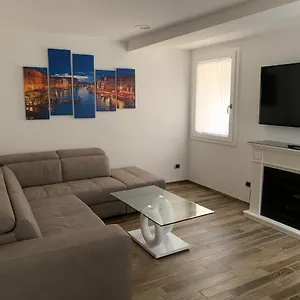 Casa Elena Сasa de vacaciones
