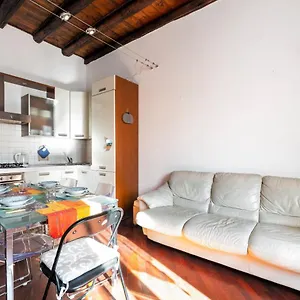 Apartment Porta Romana & Bocconi Cosy