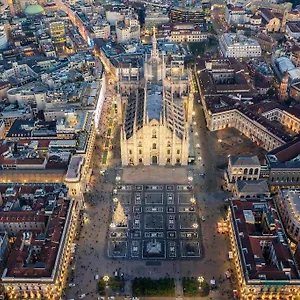Navigli-duomo Big House With Free Parking • Top! Apartamento